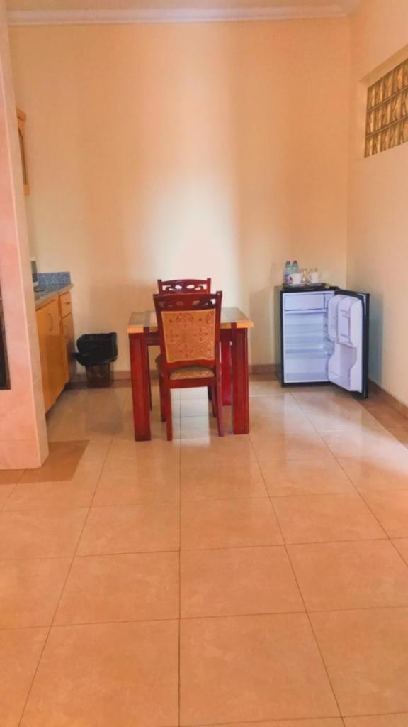 אקרה Charleston Hotel חדר תמונה