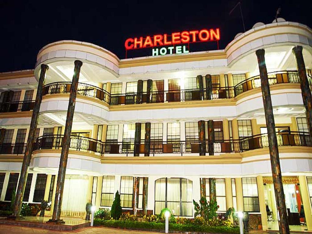 אקרה Charleston Hotel מראה חיצוני תמונה